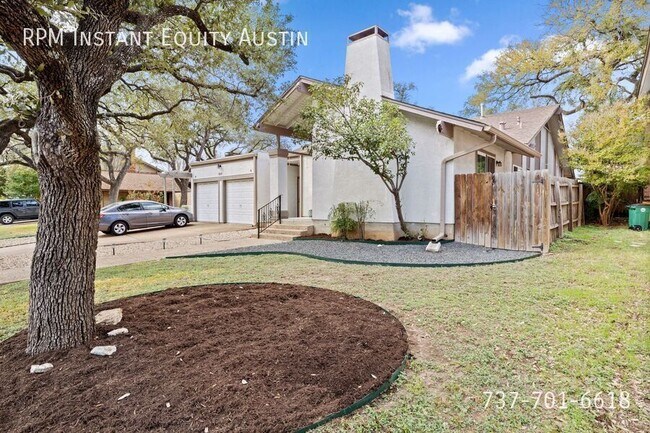 8110 Ceberry Dr in Austin, TX - Building Photo - Building Photo