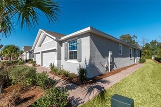 5223 NW 48th Pl in Ocala, FL - Building Photo - Building Photo