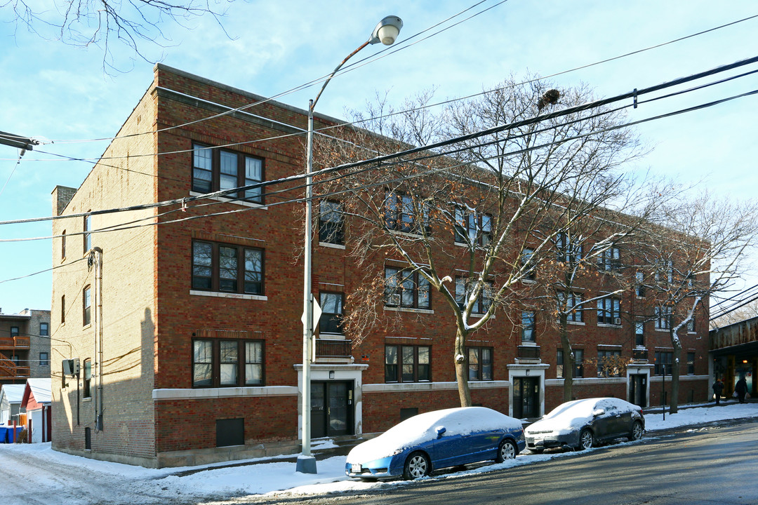 1601 W Fargo Ave in Chicago, IL - Building Photo