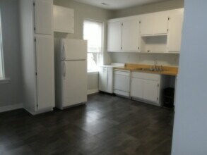 2411 W Main St, Unit Upper in Richmond, VA - Building Photo - Building Photo