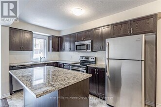 166 Summit Ridge Dr in Guelph, ON - Building Photo - Building Photo