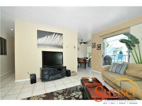 4011 Lamont St in San Diego, CA - Building Photo - Building Photo