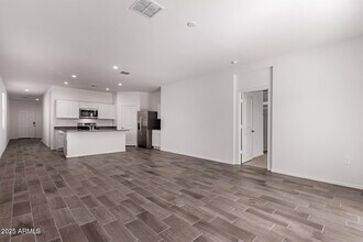 5031 E Umber Rd in San Tan Valley, AZ - Building Photo - Building Photo