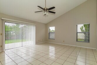5022 Dahoon View Dr in Orlando, FL - Building Photo - Building Photo