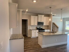 3230 Westgate Park Dr in Loganville, GA - Building Photo - Building Photo