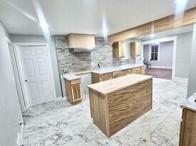 118 W 22nd Ave in Oshkosh, WI - Building Photo