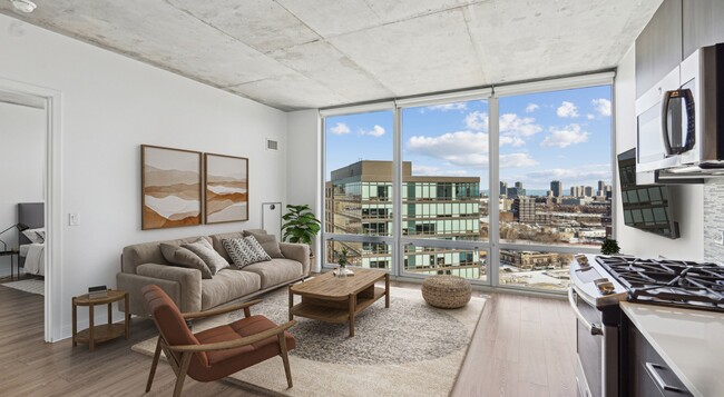 942 W Huron St, Unit 602