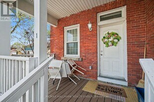 1308 Shillington Ave in Ottawa, ON - Building Photo