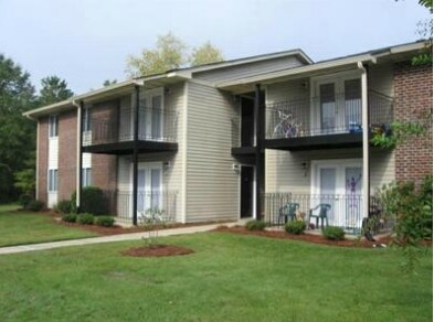 Glenfield Apartments in Bennettsville, SC - Building Photo - Building Photo