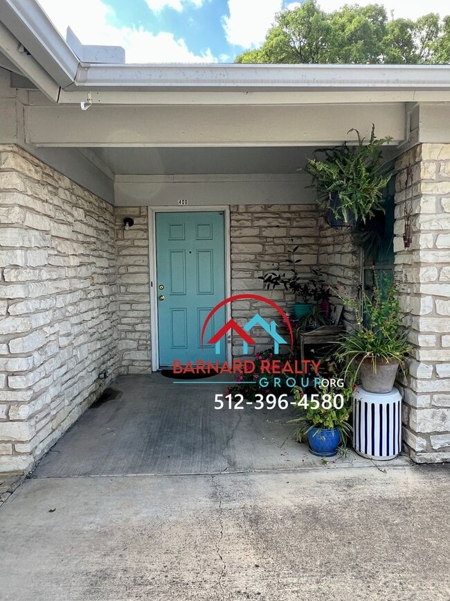 400 Craddock Ave in San Marcos, TX - Building Photo - Building Photo