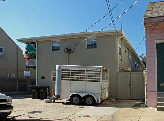 1620 Pauger St in New Orleans, LA - Foto de edificio - Building Photo