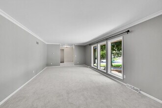 3920 S Dahlia St in Englewood, CO - Building Photo - Building Photo