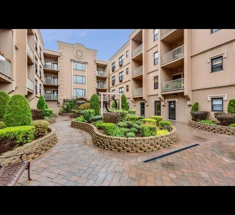 8915 Bergenwood Ave in North Bergen, NJ - Building Photo
