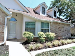 1539 Pickwick Ln in Denton, TX - Building Photo - Building Photo