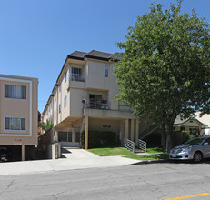 613 E Verdugo Ave in Burbank, CA - Building Photo - Building Photo