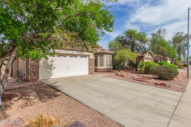 13949 N 133rd Dr in Surprise, AZ - Building Photo - Building Photo