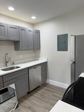 68 Wales St in Abington, MA - Building Photo - Building Photo