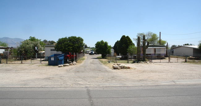 5132 N Shannon Rd in Tucson, AZ - Building Photo - Building Photo