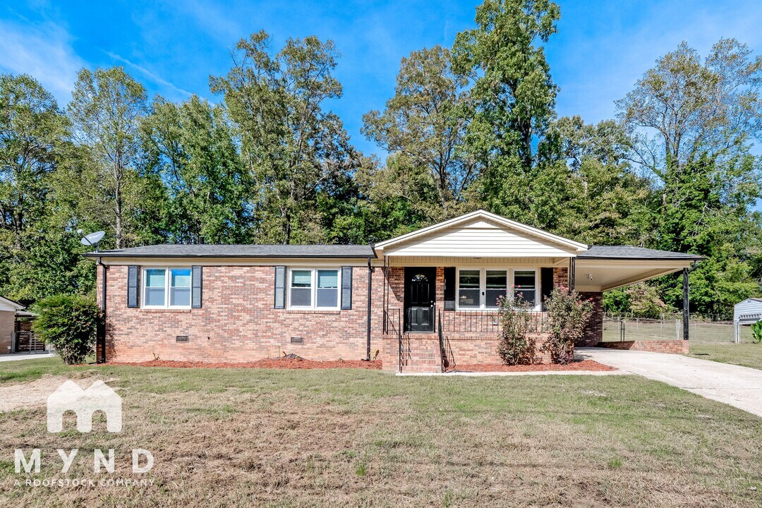 310 Witten Ln in Gastonia, NC - Building Photo