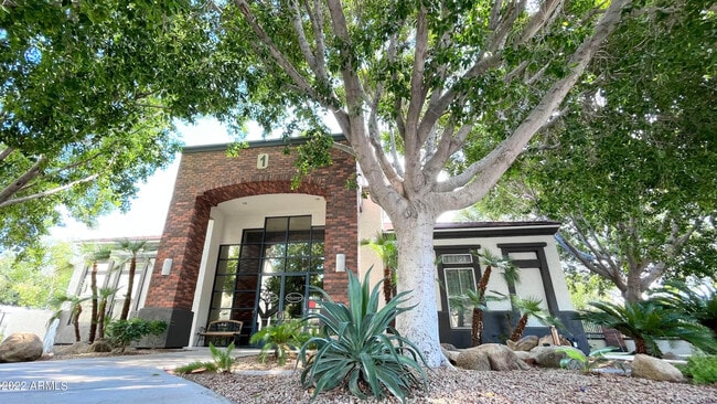 property at 3302 N 7th St