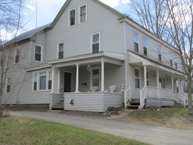 34 Main St in Oakland, ME - Building Photo