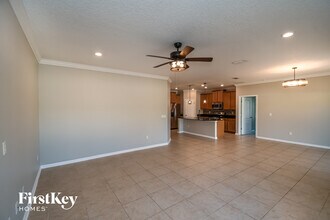 10143 Dogwood Creek Dr in Jacksonville, FL - Building Photo - Building Photo