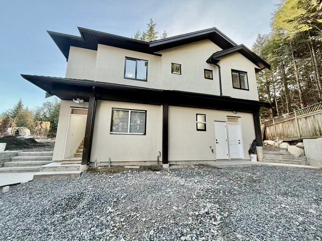 property at 7479-149A 149a St