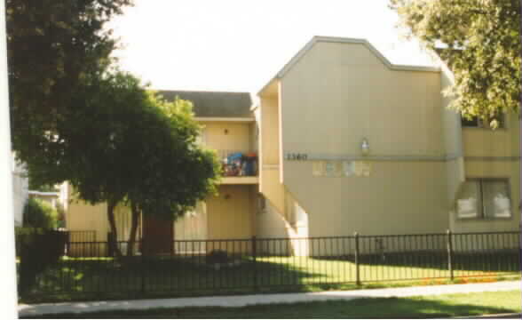 1360 Tami Lee Dr in San Jose, CA - Foto de edificio - Building Photo