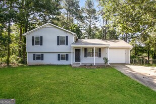 684 Lookout Ct NW in Lawrenceville, GA - Building Photo