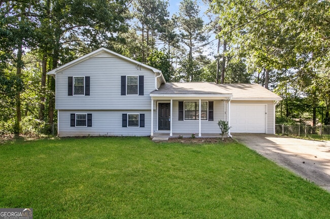 684 Lookout Ct NW