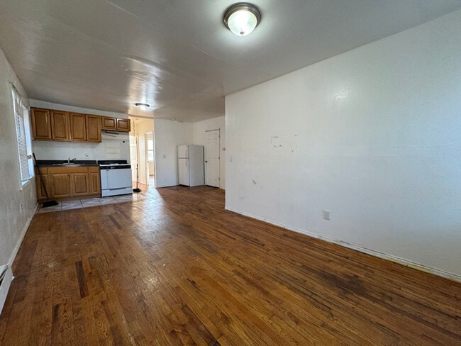 106-10 Ruscoe St in Queens, NY - Foto de edificio - Building Photo