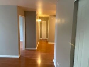 238 Shorewood Dr in Glendale Heights, IL - Building Photo - Building Photo
