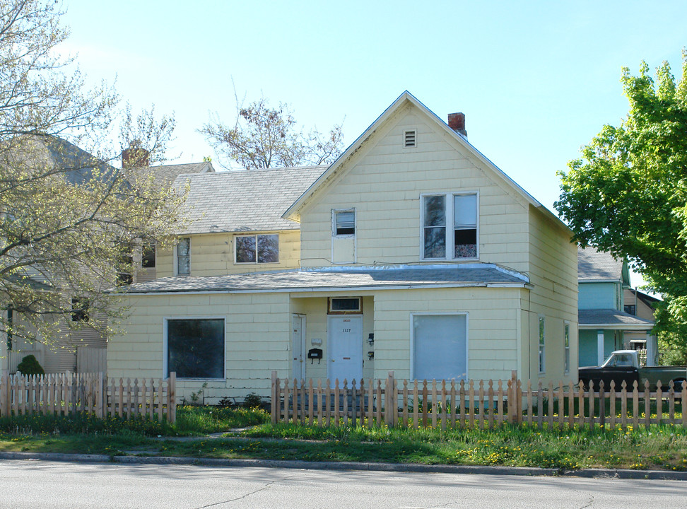 1127 W Maxwell Ave in Spokane, WA - Building Photo