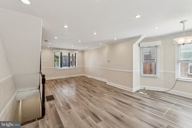 534 Benner St in Philadelphia, PA - Building Photo - Building Photo