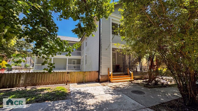 property at 1533-1533 Lowerline St