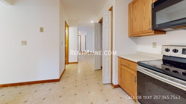 32 Emerson Mill Rd, Unit 6 in Hampden, ME - Building Photo - Building Photo