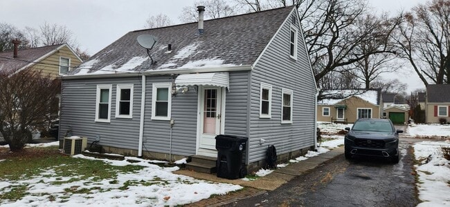 4312 W 191st St in Cleveland, OH - Building Photo - Building Photo