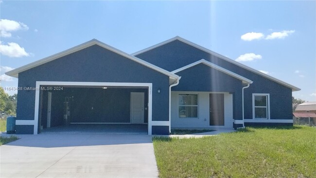 225 S Fronda St in Clewiston, FL - Building Photo - Building Photo