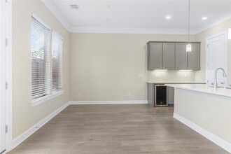 811 Shallow Hollow Dr in Houston, TX - Building Photo - Building Photo