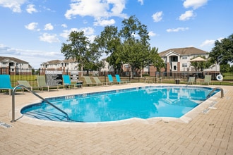 Shadow Ridge Apartments in Houston, TX - Foto de edificio - Building Photo