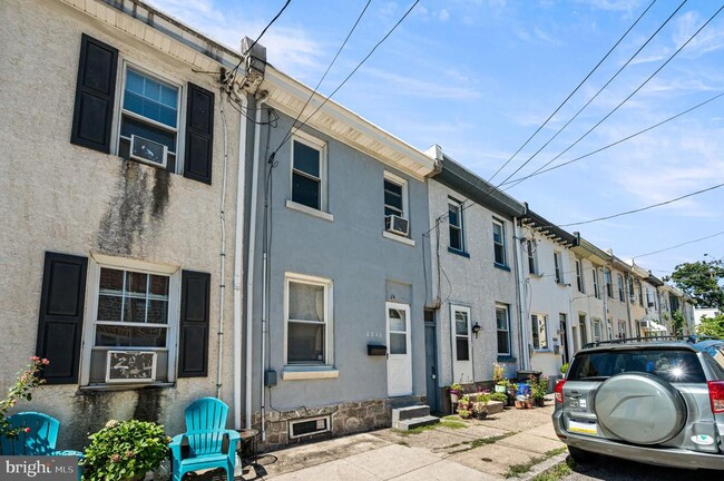 property at 4840 Ogle St
