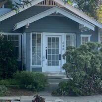 648 Woodlawn Ave in Venice, CA - Building Photo