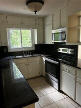 2710 Margaret Mitchell Dr NW in Atlanta, GA - Building Photo - Building Photo