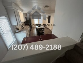 3 Baker St in Winslow, ME - Building Photo - Building Photo