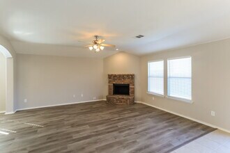 2036 Forest Meadow Dr in Princeton, TX - Building Photo - Building Photo