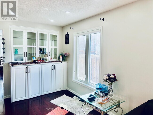 29 Lathbury St in Brampton, ON - Building Photo - Building Photo