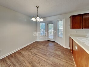 3402 Mayhurst Dr in Indian Trail, NC - Foto de edificio - Building Photo