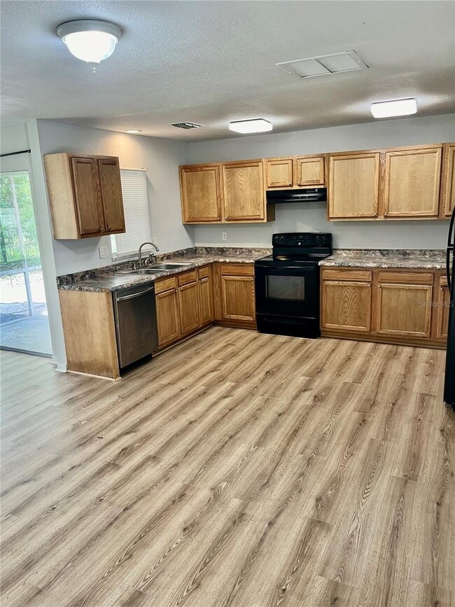 1135 NE 24th Terrace in Gainesville, FL - Building Photo - Building Photo