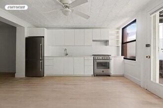 46 1st Pl in Brooklyn, NY - Foto de edificio - Building Photo