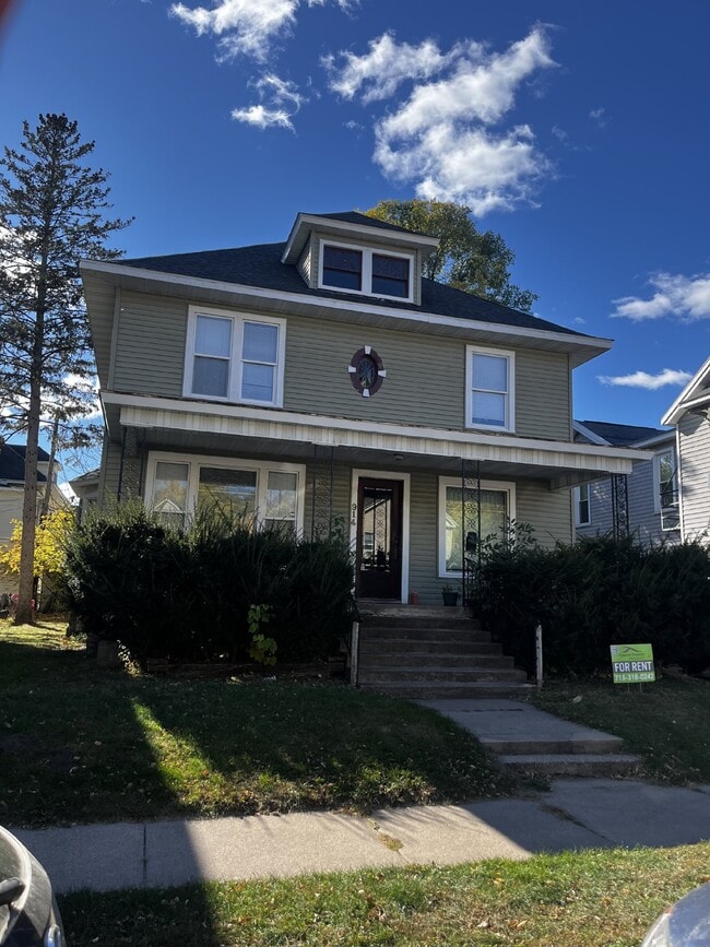 property at 914 S Barstow St